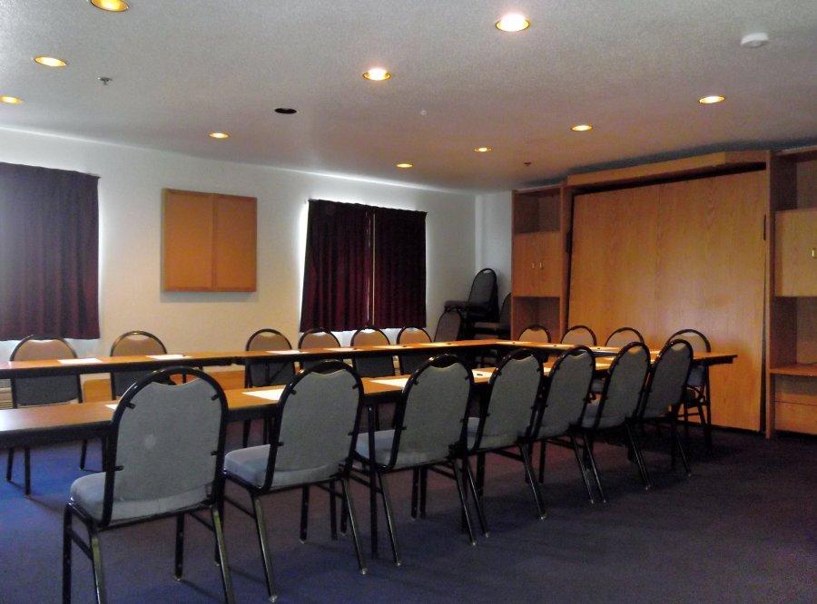 Amerihost Inn & Suites - Mexico