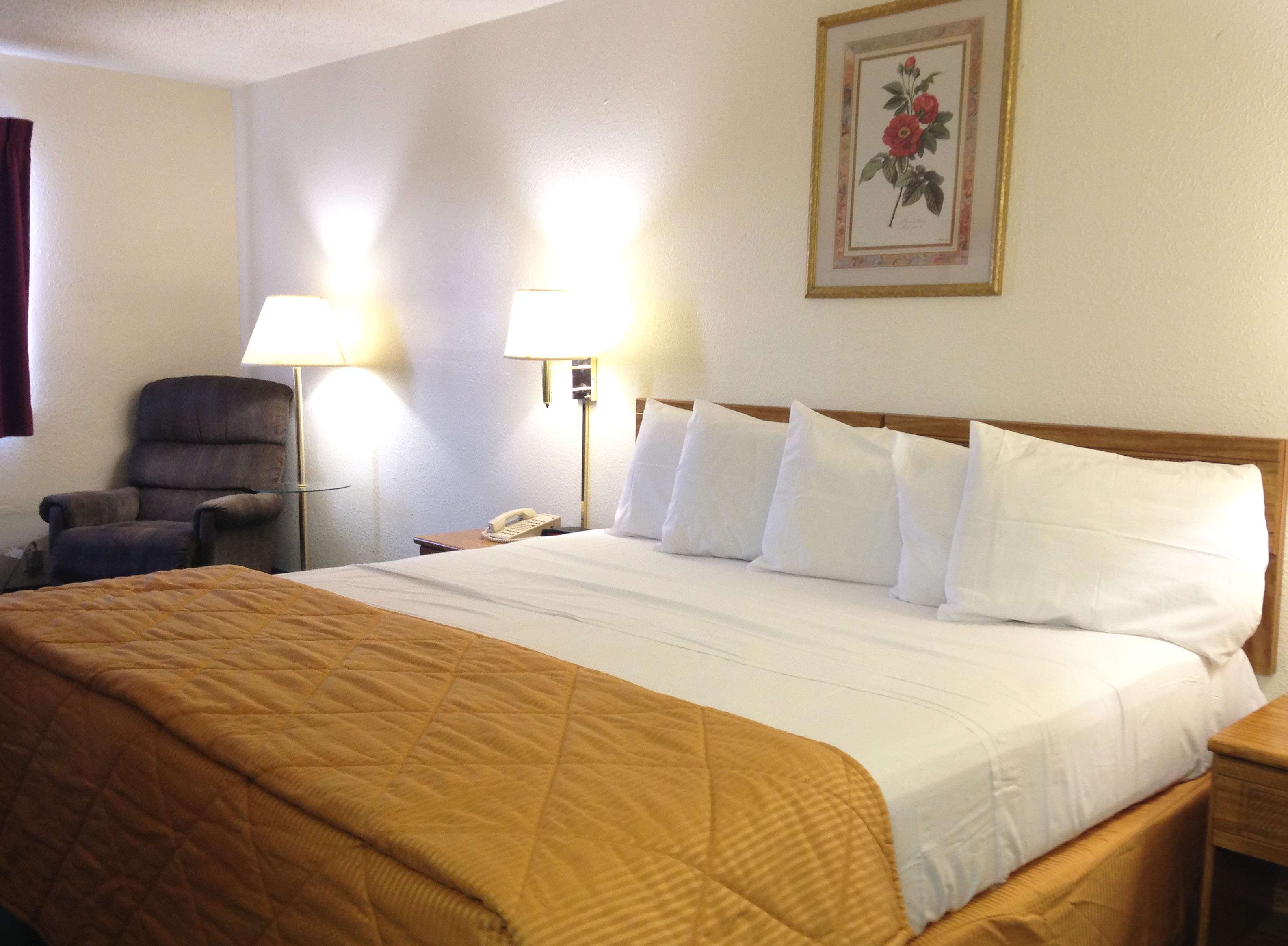 Amerihost Inn & Suites - Mexico