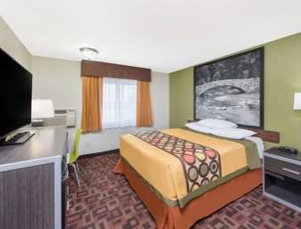 Super 8 by Wyndham Moberly MO