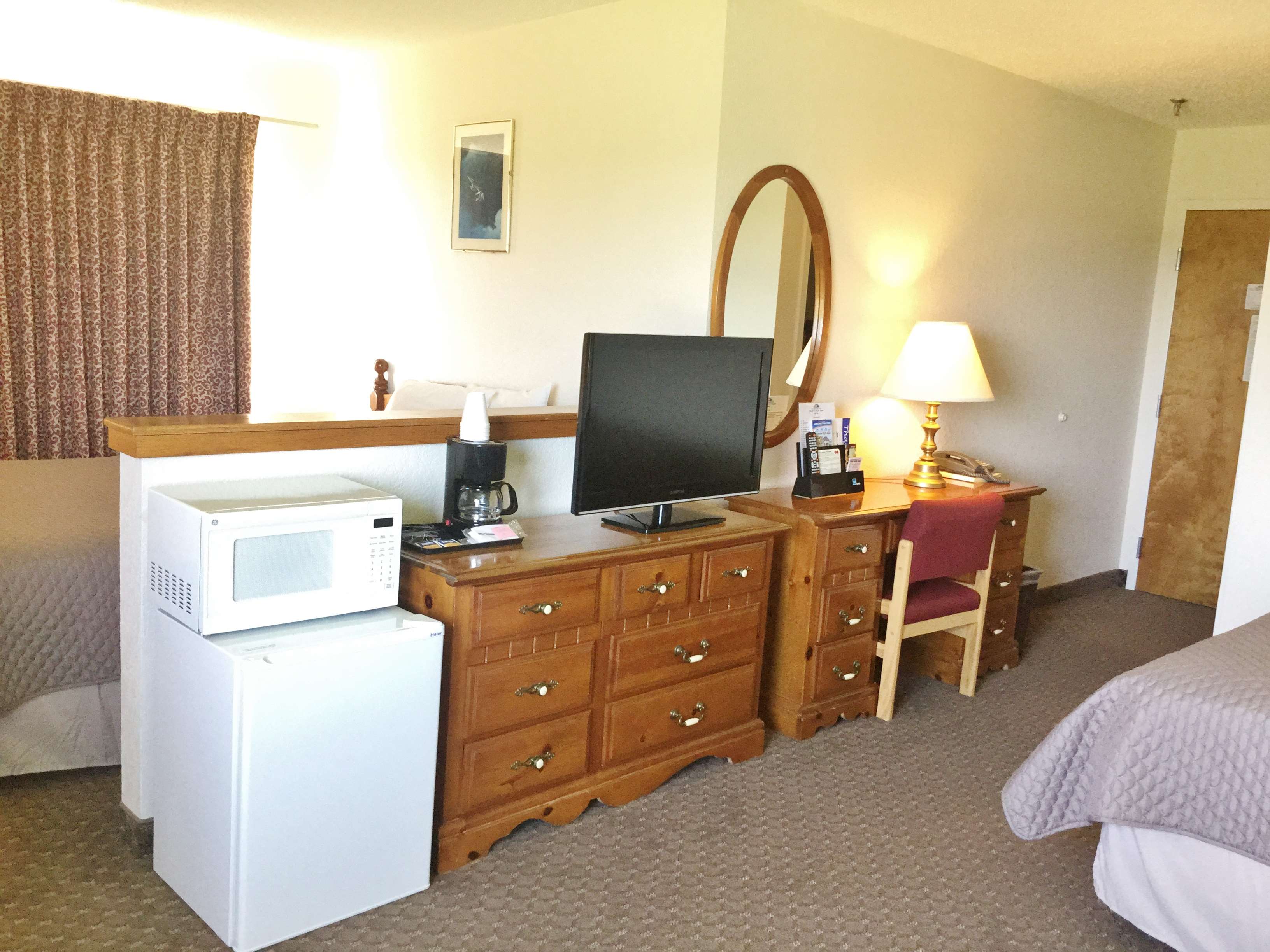 Highland Inn & Suites