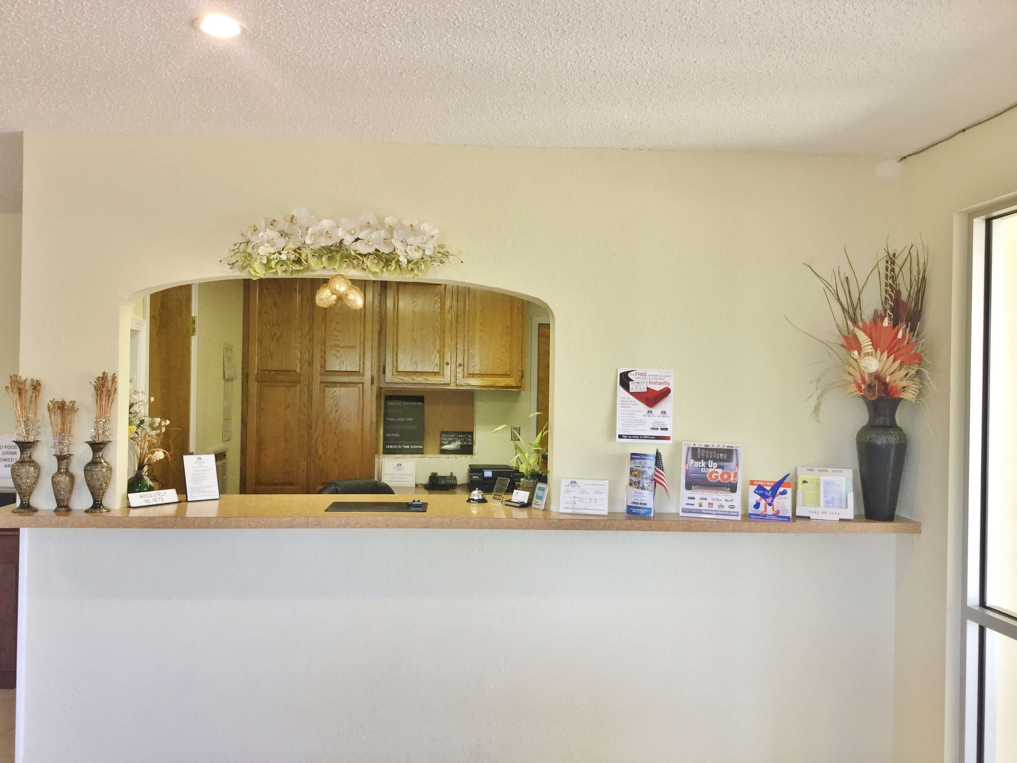 Highland Inn & Suites