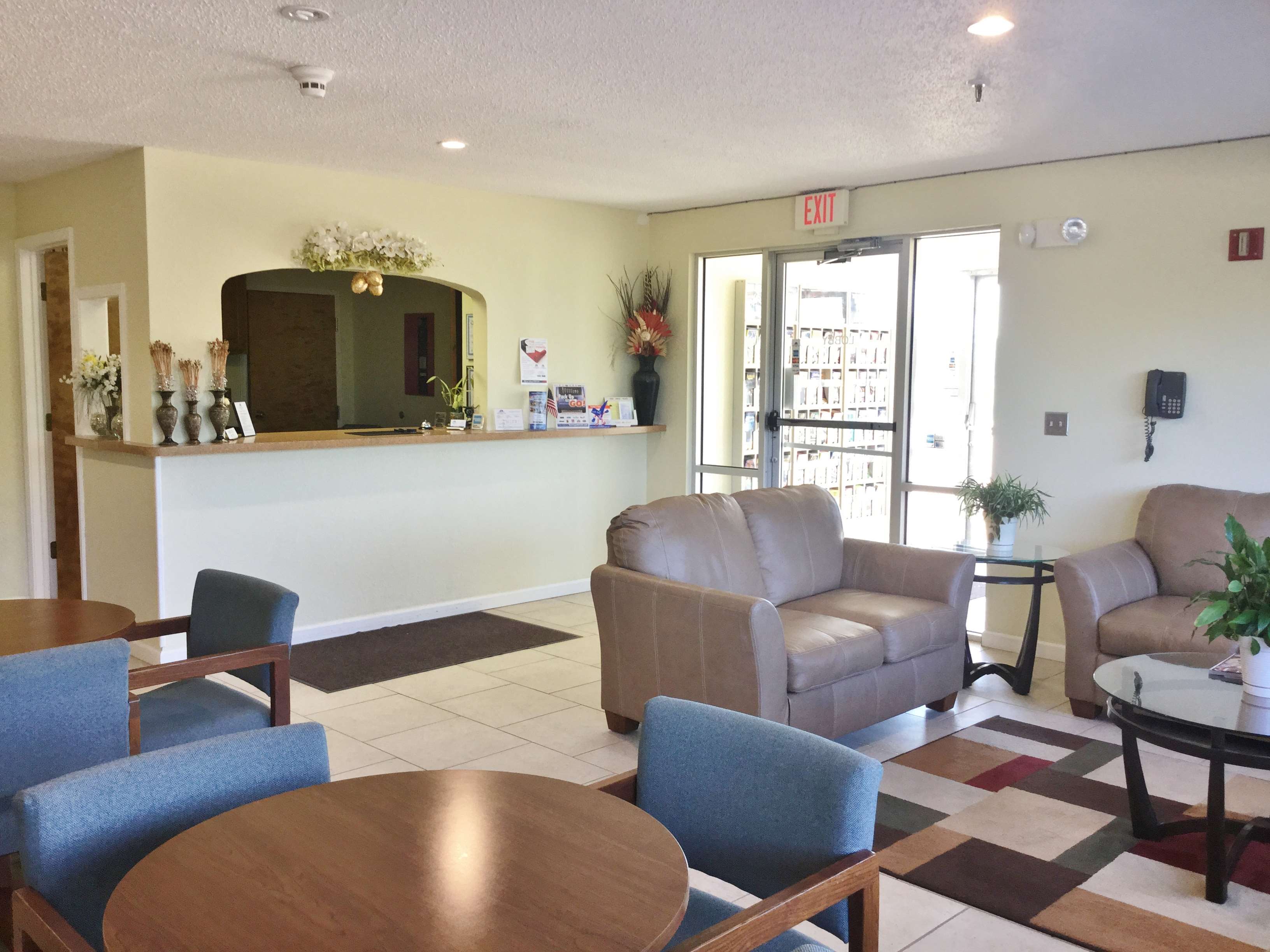 Highland Inn & Suites