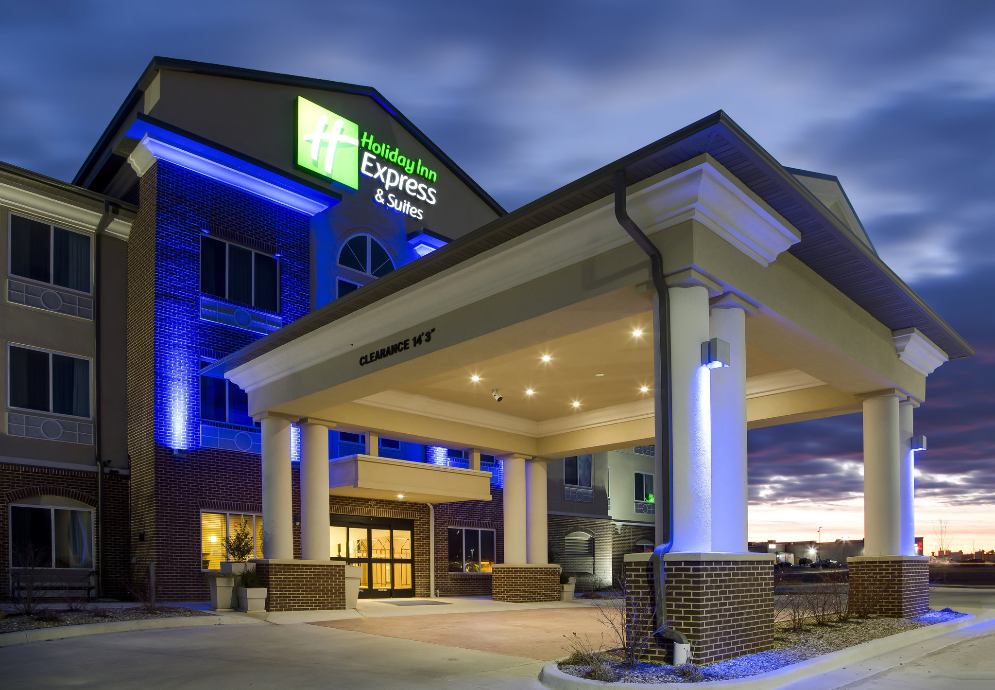 Holiday Inn Express & Suites Nevada