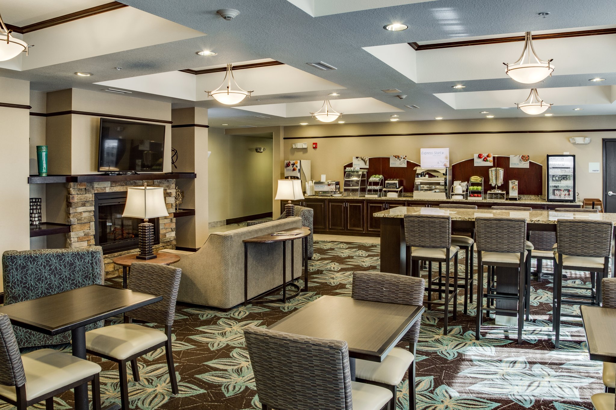 Holiday Inn Express & Suites Nevada