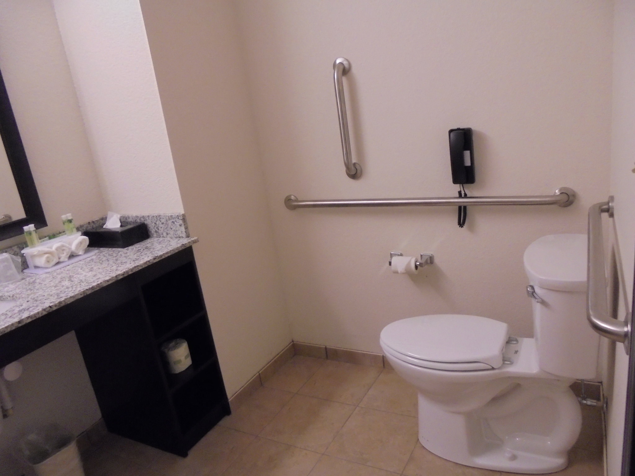 Holiday Inn Express & Suites Nevada