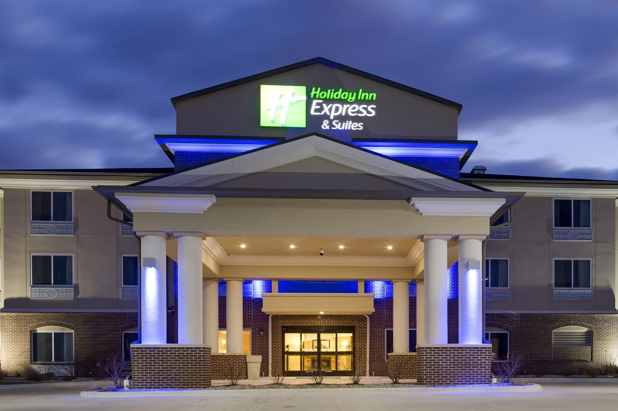 Holiday Inn Express & Suites Nevada