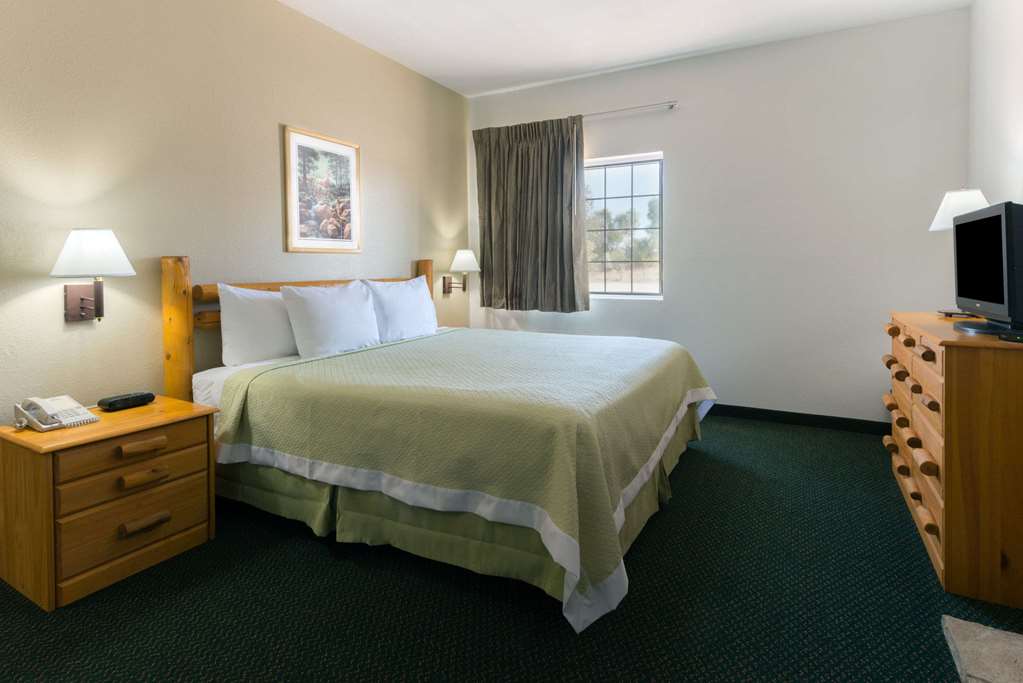 Knights Inn New Florence