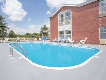 Super 8 by Wyndham Nixa/Springfield Area
