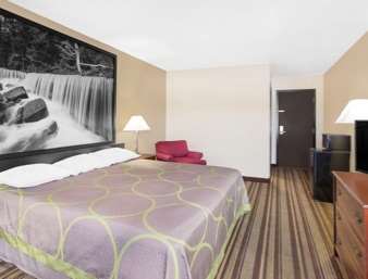Super 8 by Wyndham Nixa/Springfield Area
