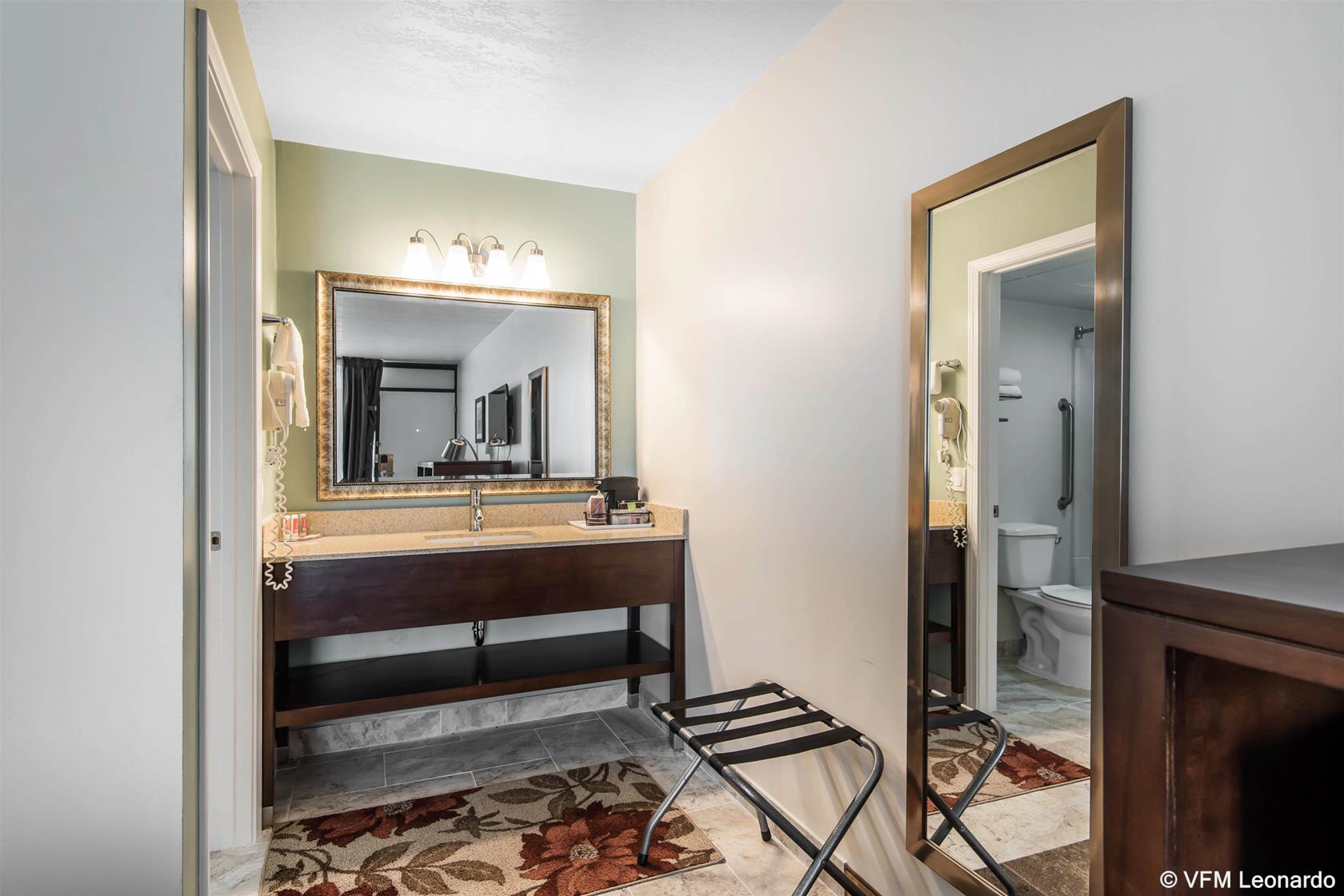 Econo Lodge Oak Grove-Blue Springs