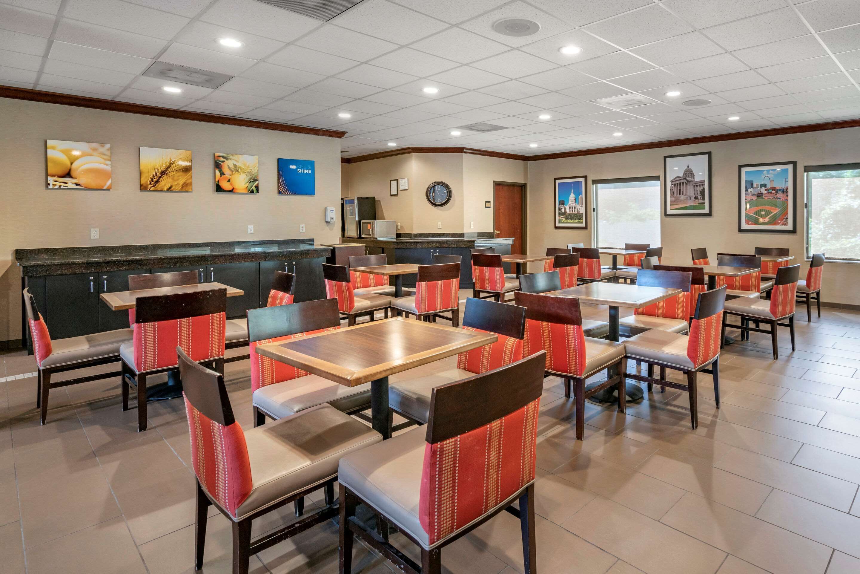 Comfort Inn & Suites St. Louis-O'Fallon
