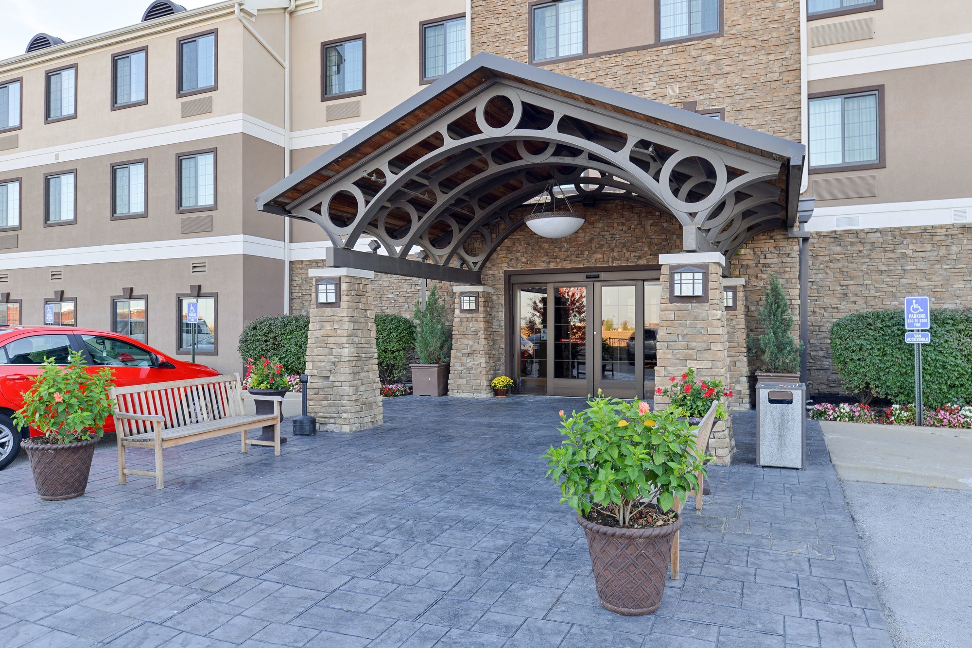 Staybridge Suites O'Fallon Chesterfield