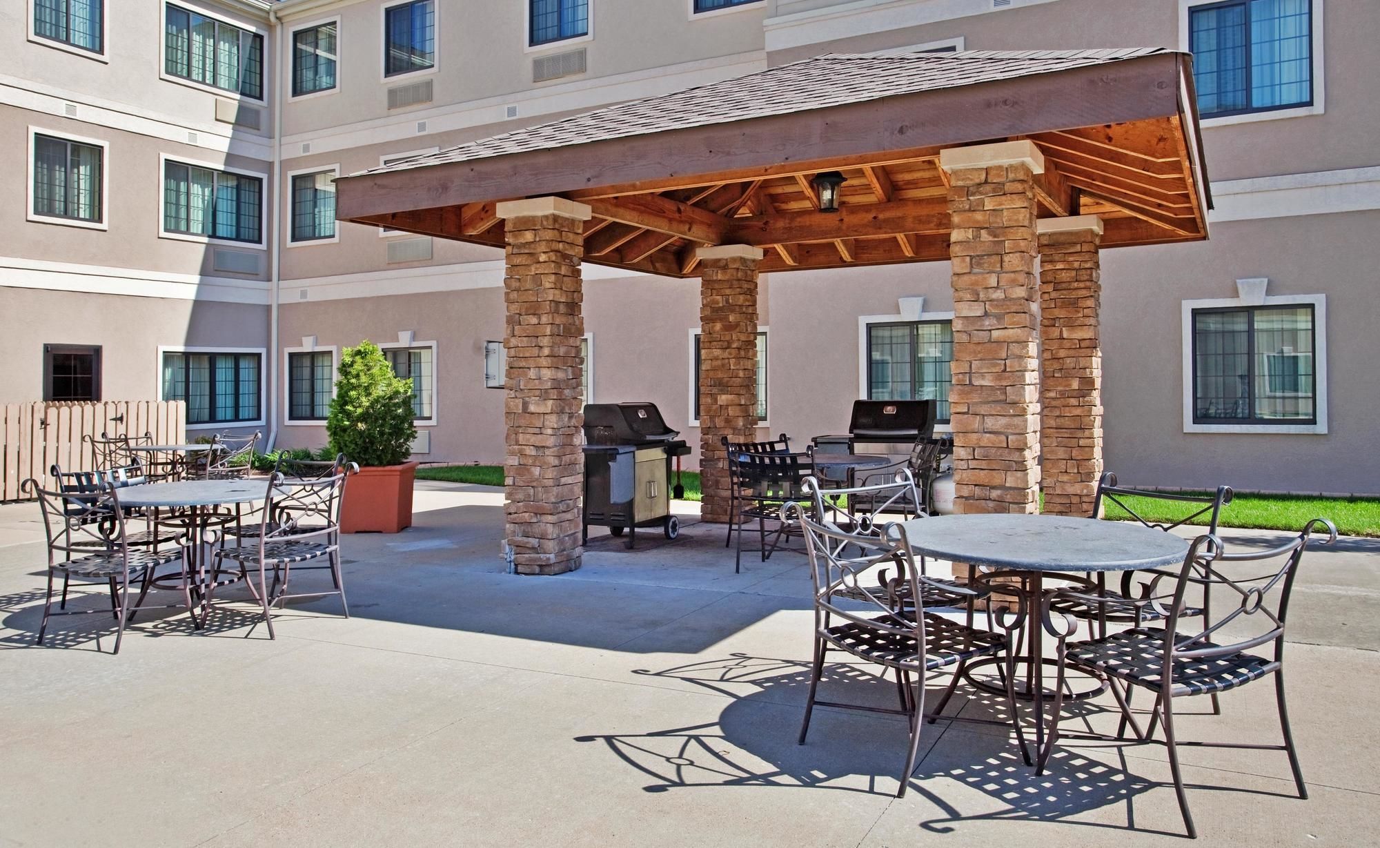 Staybridge Suites O'Fallon Chesterfield
