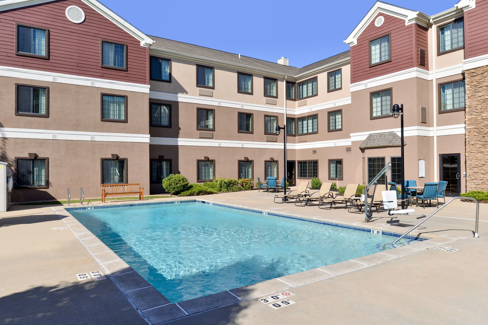 Staybridge Suites O'Fallon Chesterfield