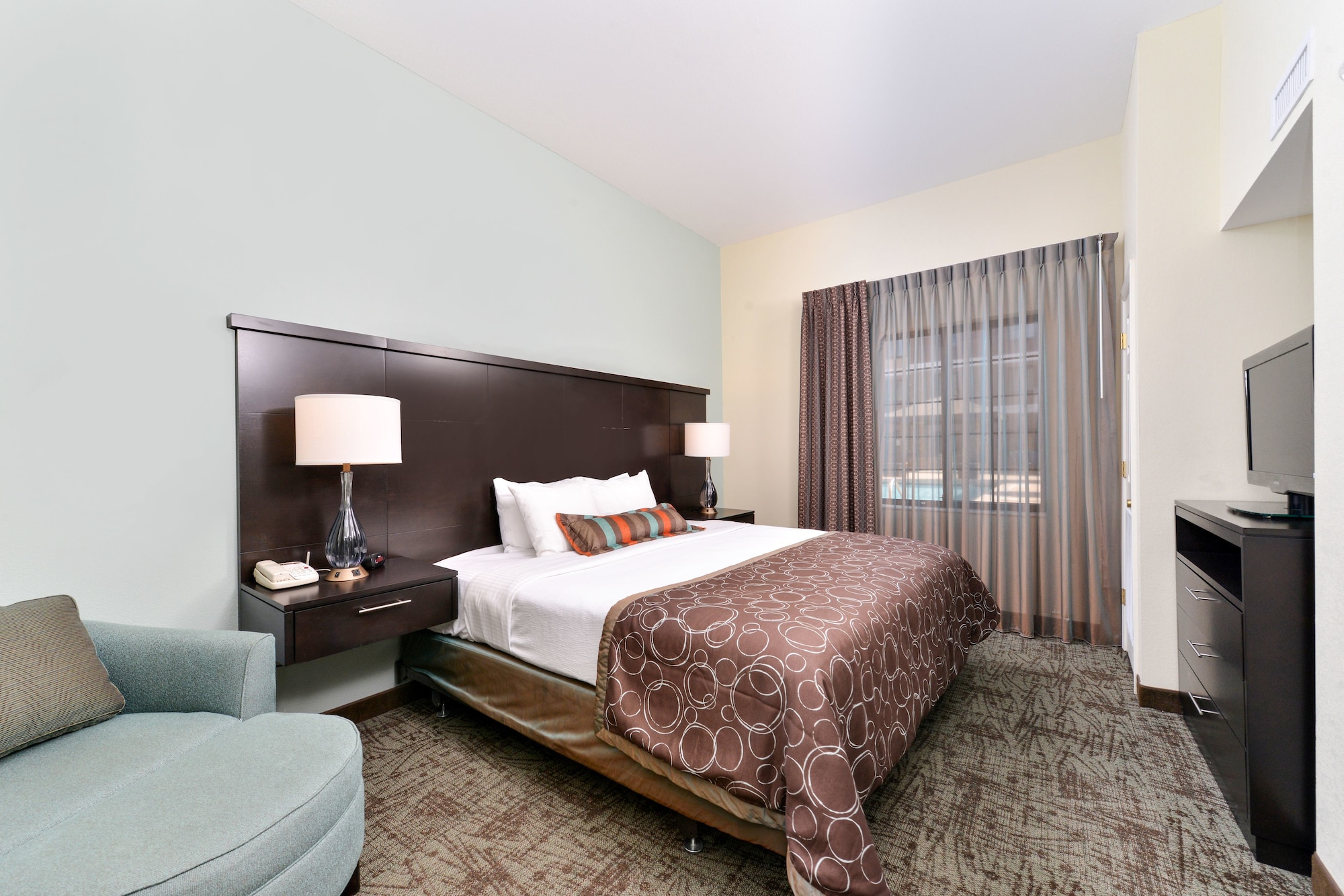 Staybridge Suites O'Fallon Chesterfield