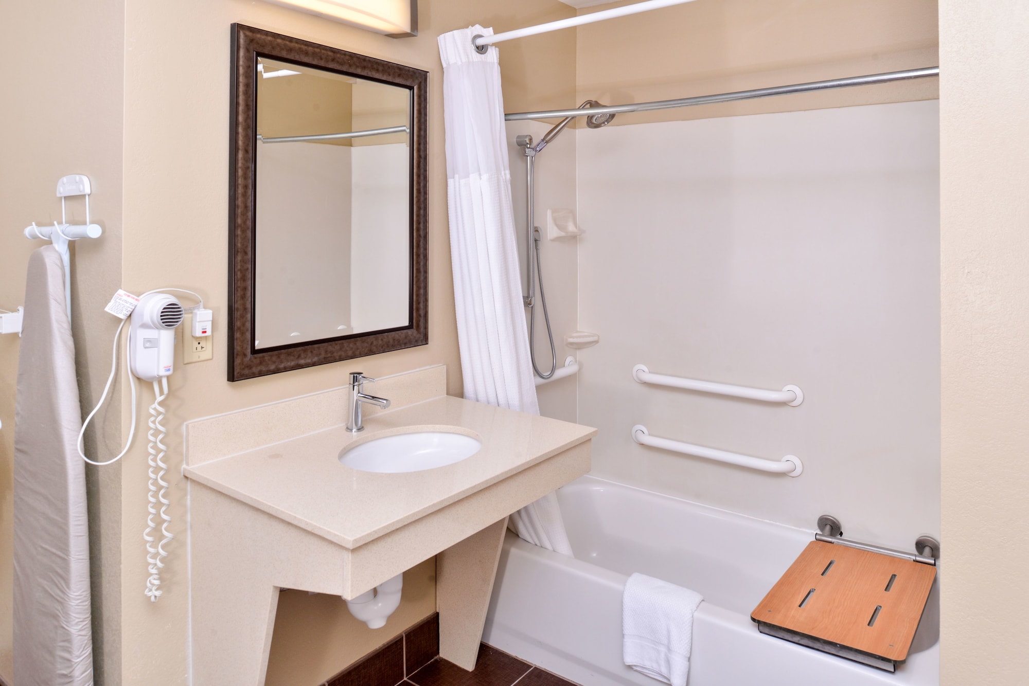 Staybridge Suites O'Fallon Chesterfield