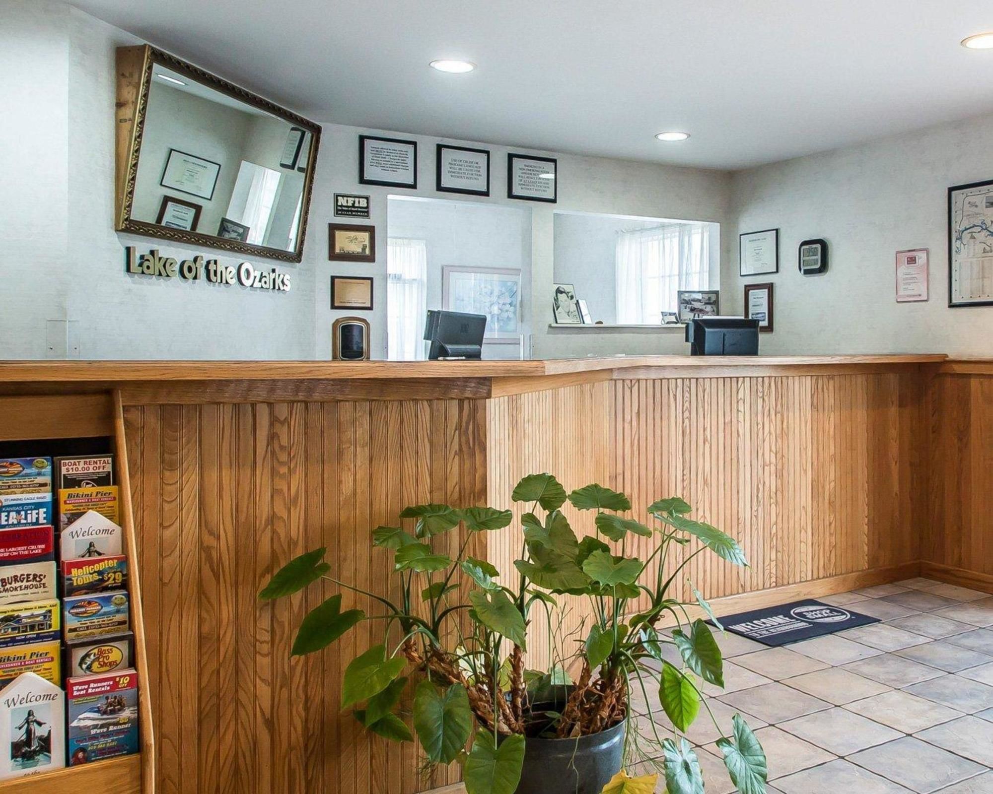 Schmidt’s Creek Hotel