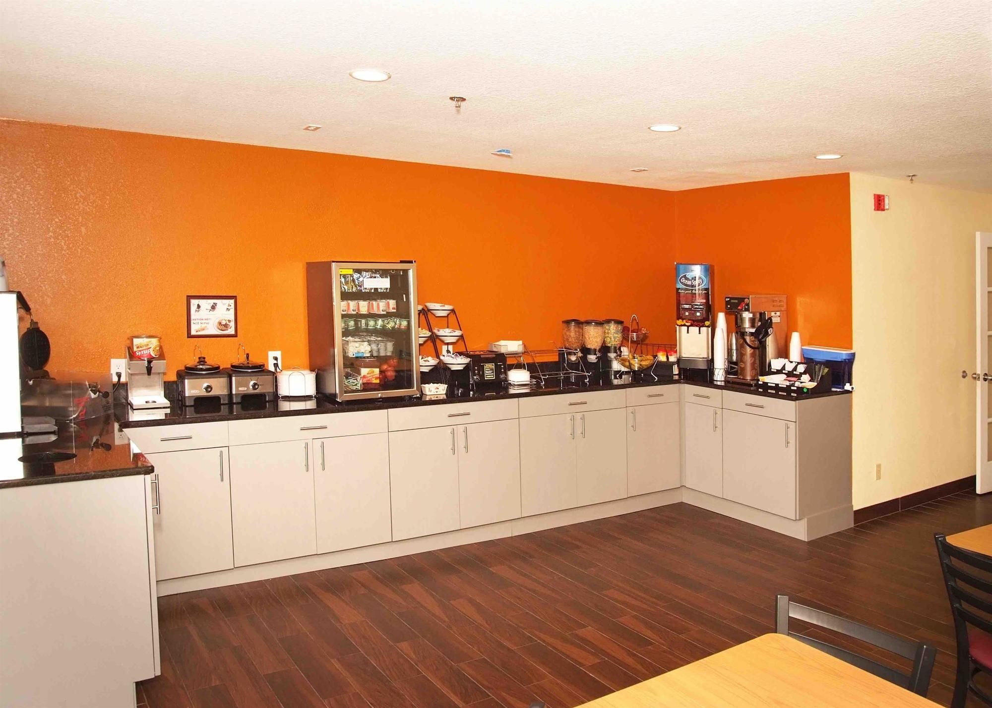 Red Roof Inn Osage Beach