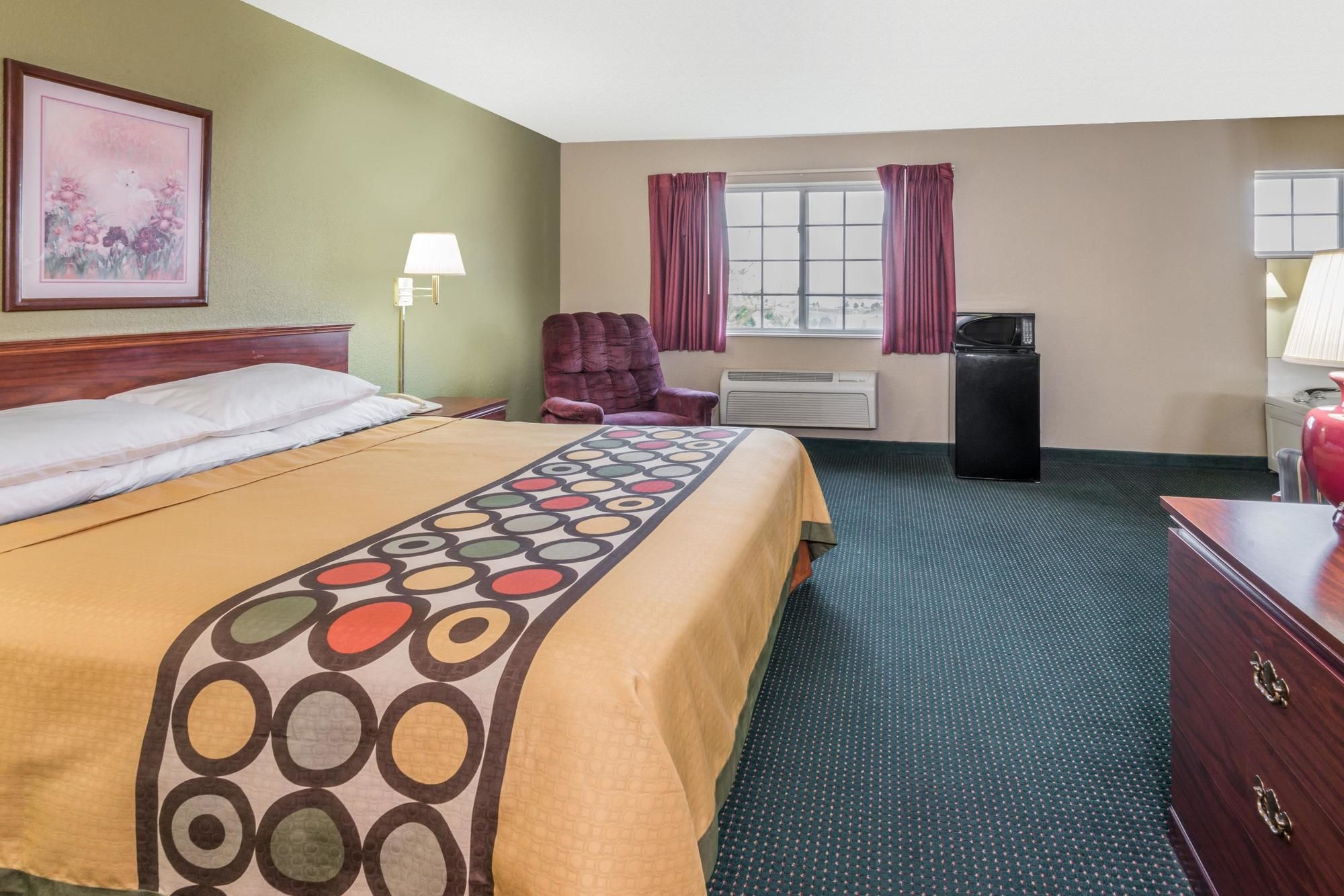 Super 8 by Wyndham Platte City/KCI Airport North