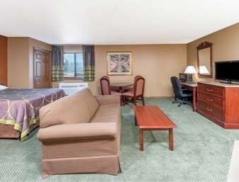 Super 8 by Wyndham Poplar Bluff Missouri