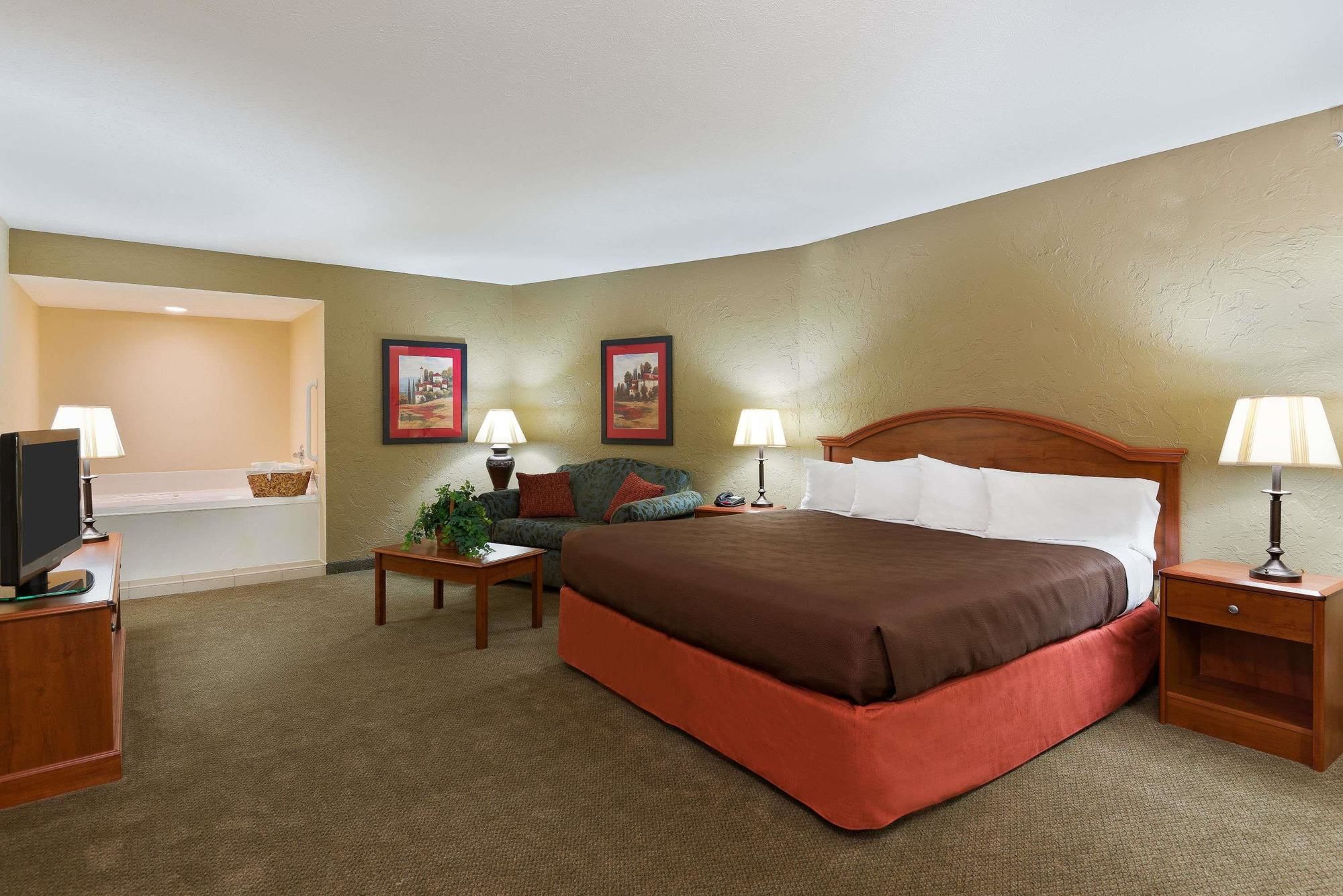 AmericInn by Wyndham Republic