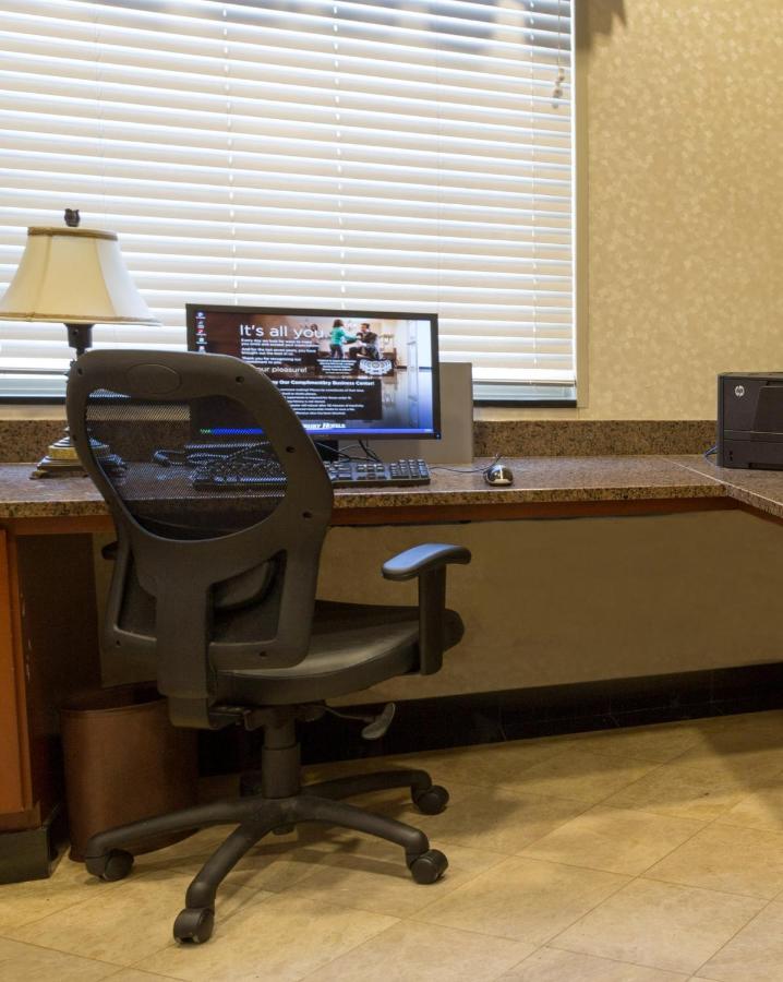 Days Inn by Wyndham Rolla