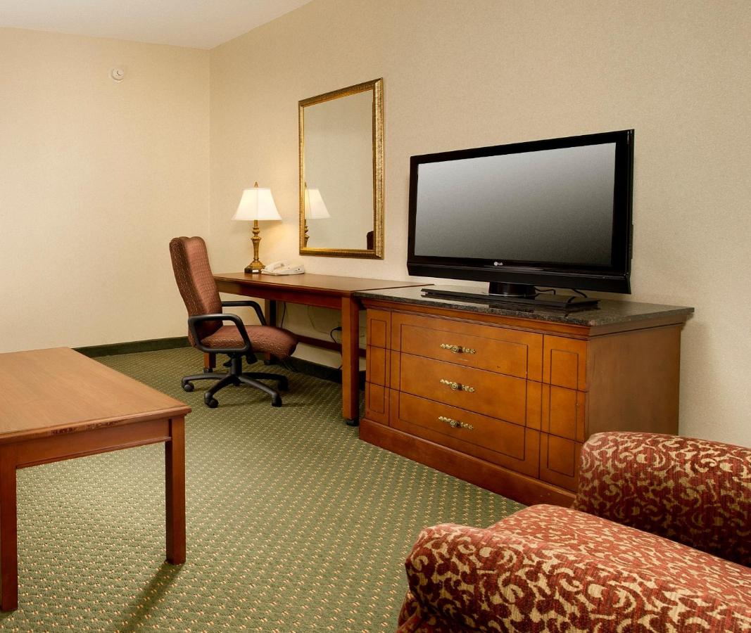 Days Inn by Wyndham Rolla