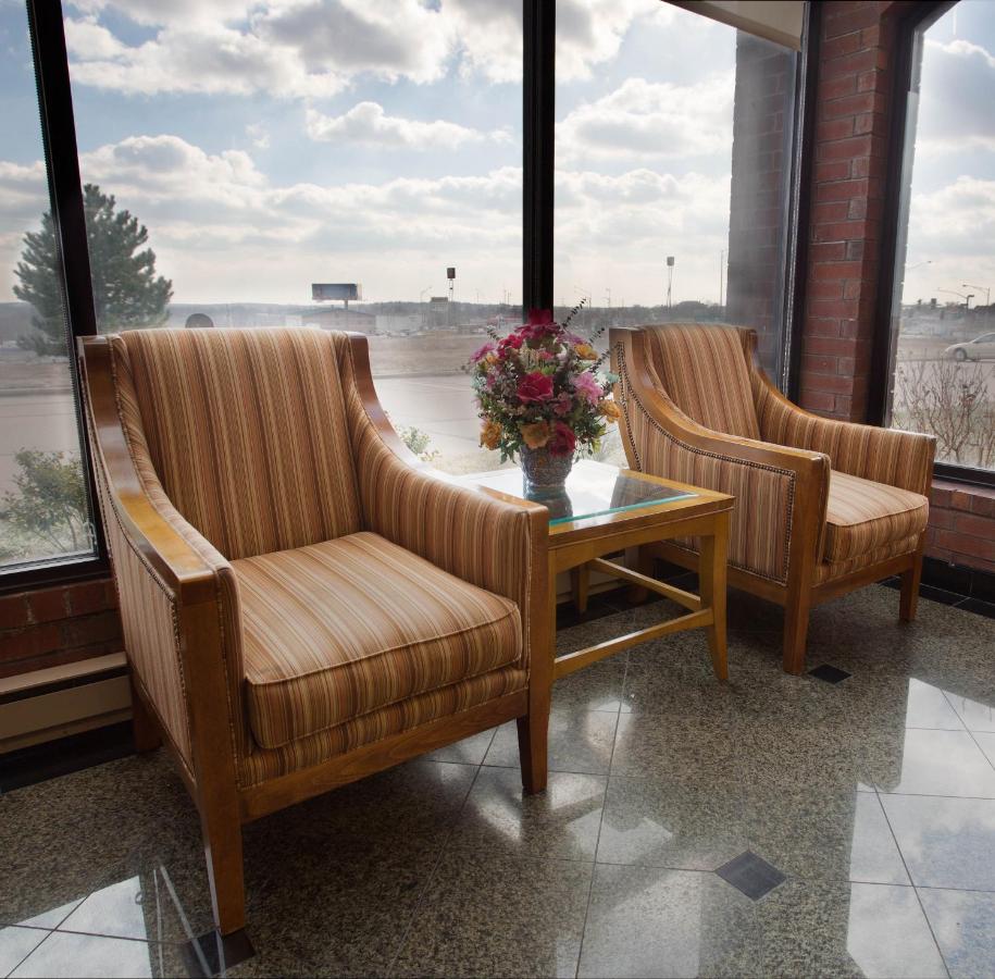 Days Inn by Wyndham Rolla