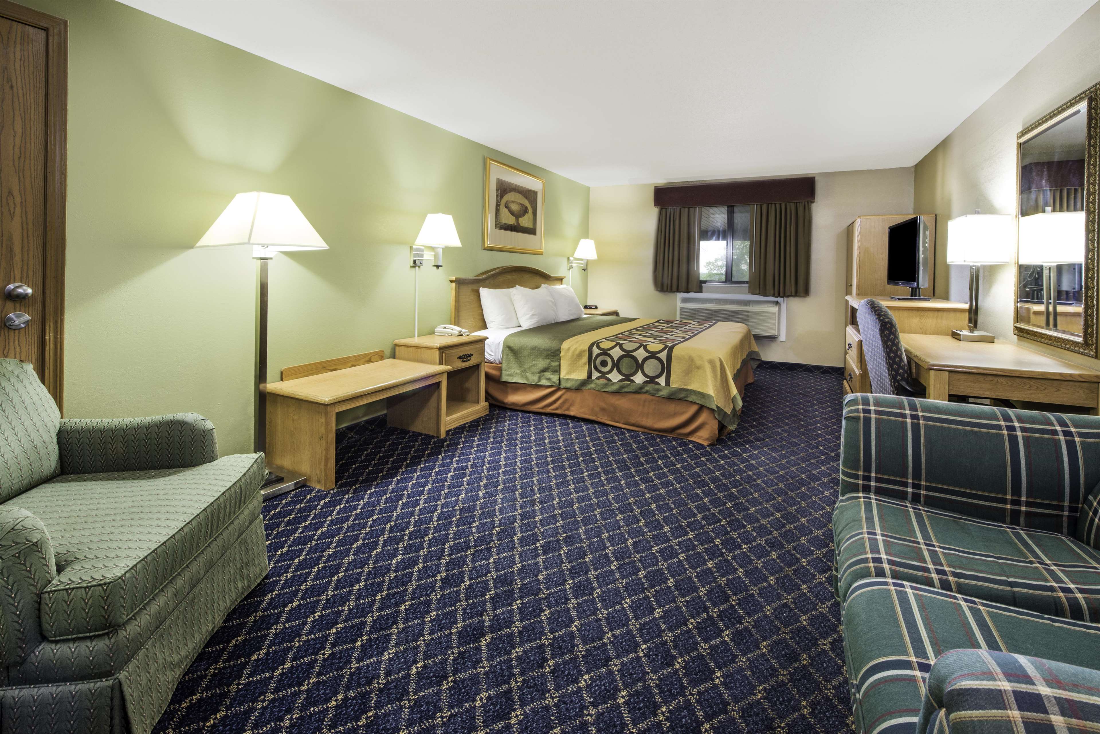 Super 8 by Wyndham St. Clair MO