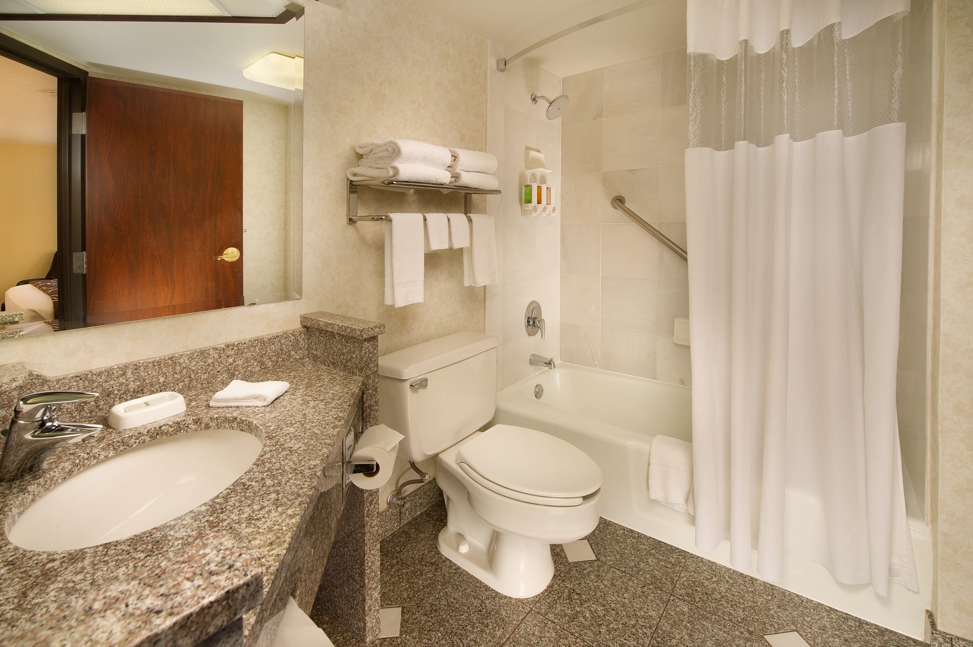 Drury Inn & Suites St. Joseph