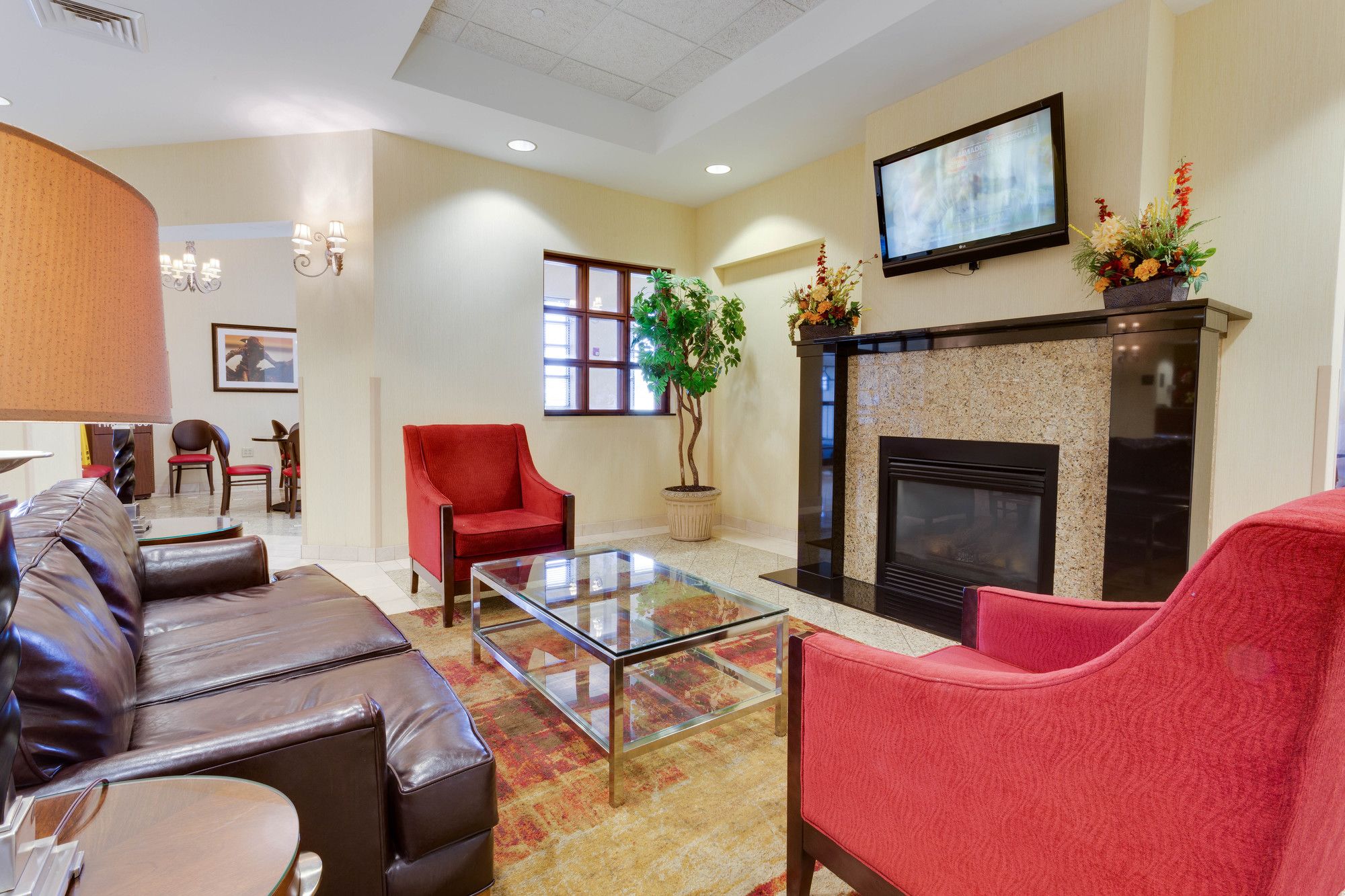 Drury Inn & Suites St. Joseph