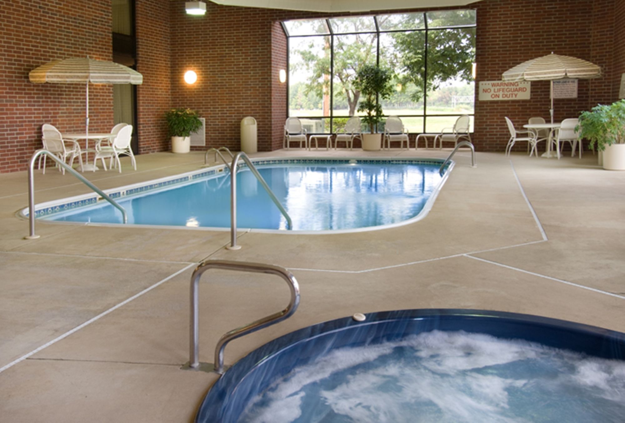 Drury Inn & Suites St. Joseph