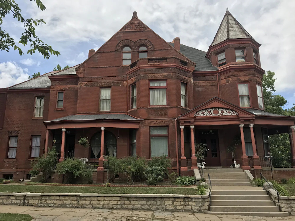The Vineyard Mansion
