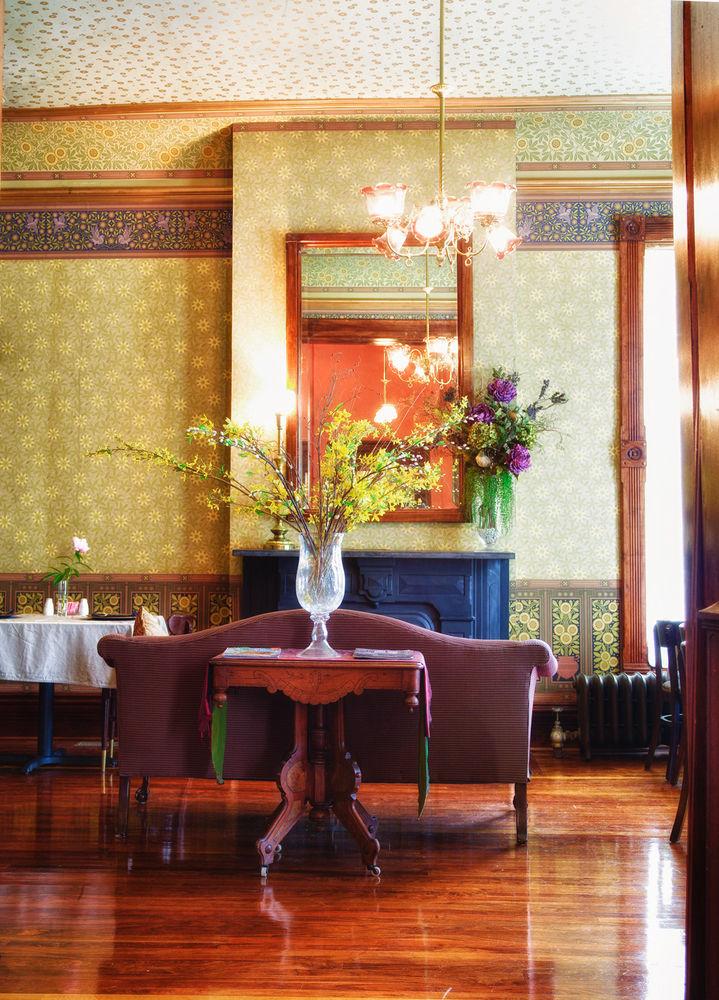 Whiskey Mansion Bed & Breakfast