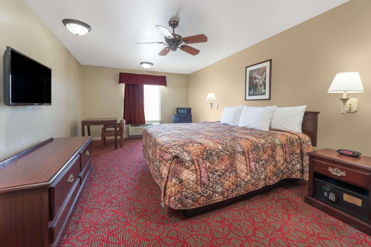 Days Inn by Wyndham St Peters/St Charles