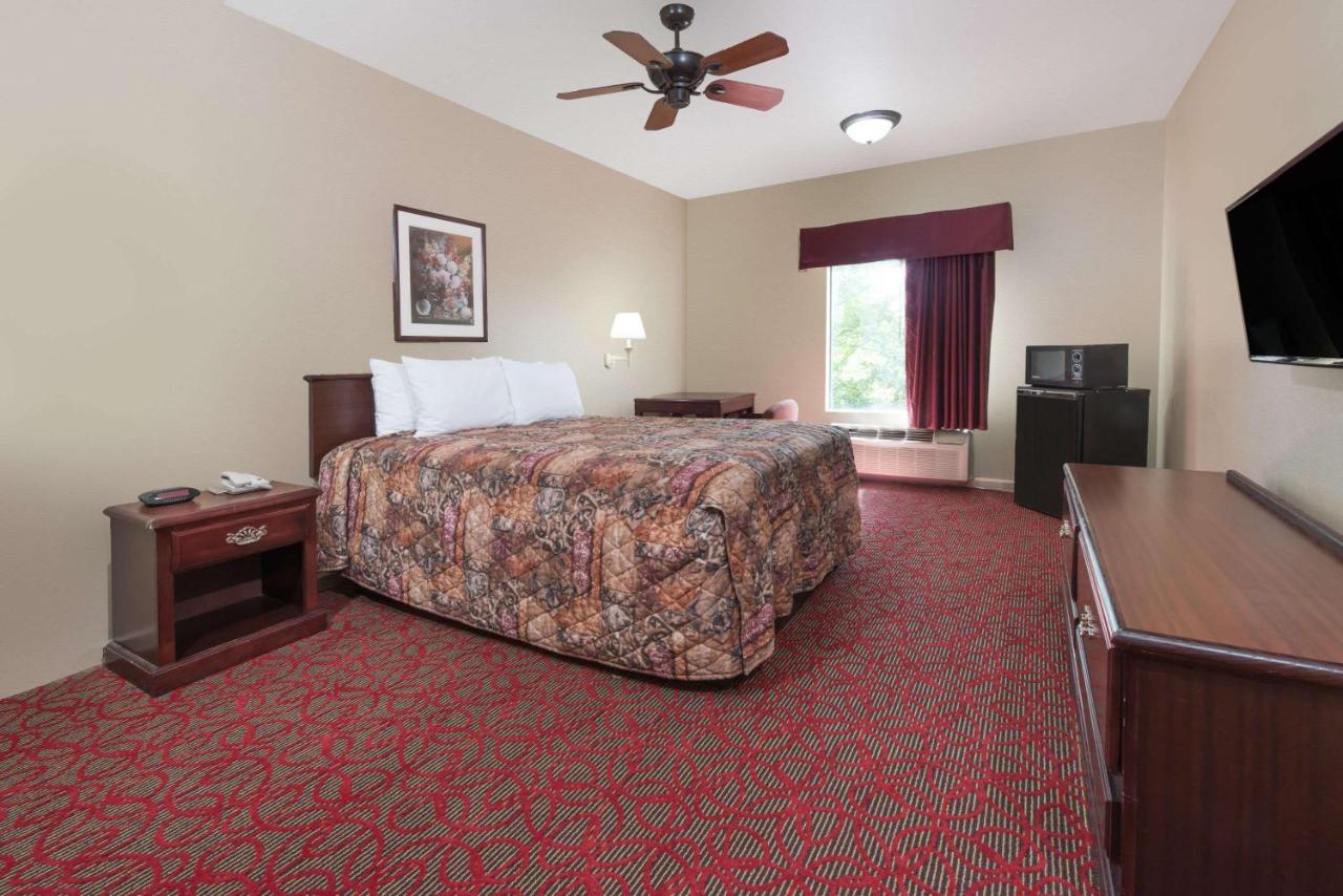 Days Inn by Wyndham St Peters/St Charles