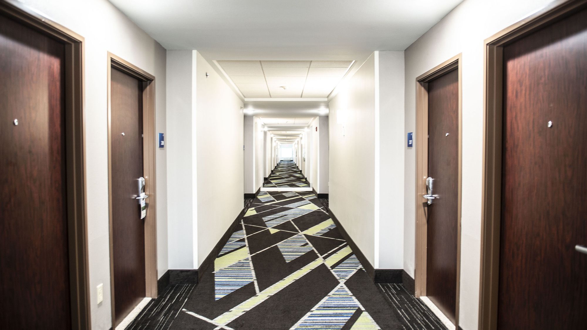 Holiday Inn Express Hotel & Suites Sedalia