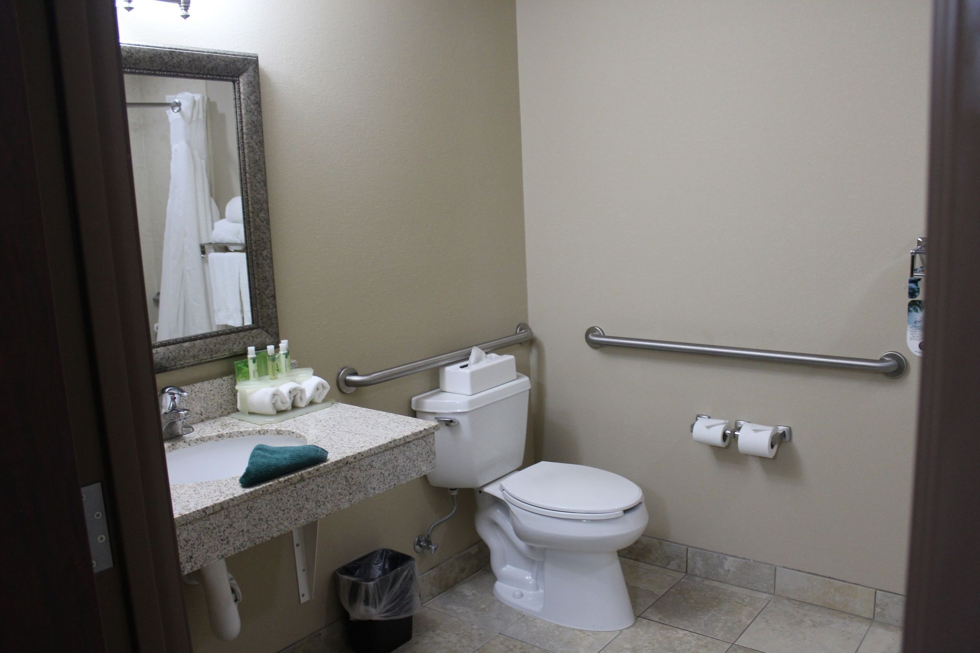Holiday Inn Express Hotel & Suites Sedalia