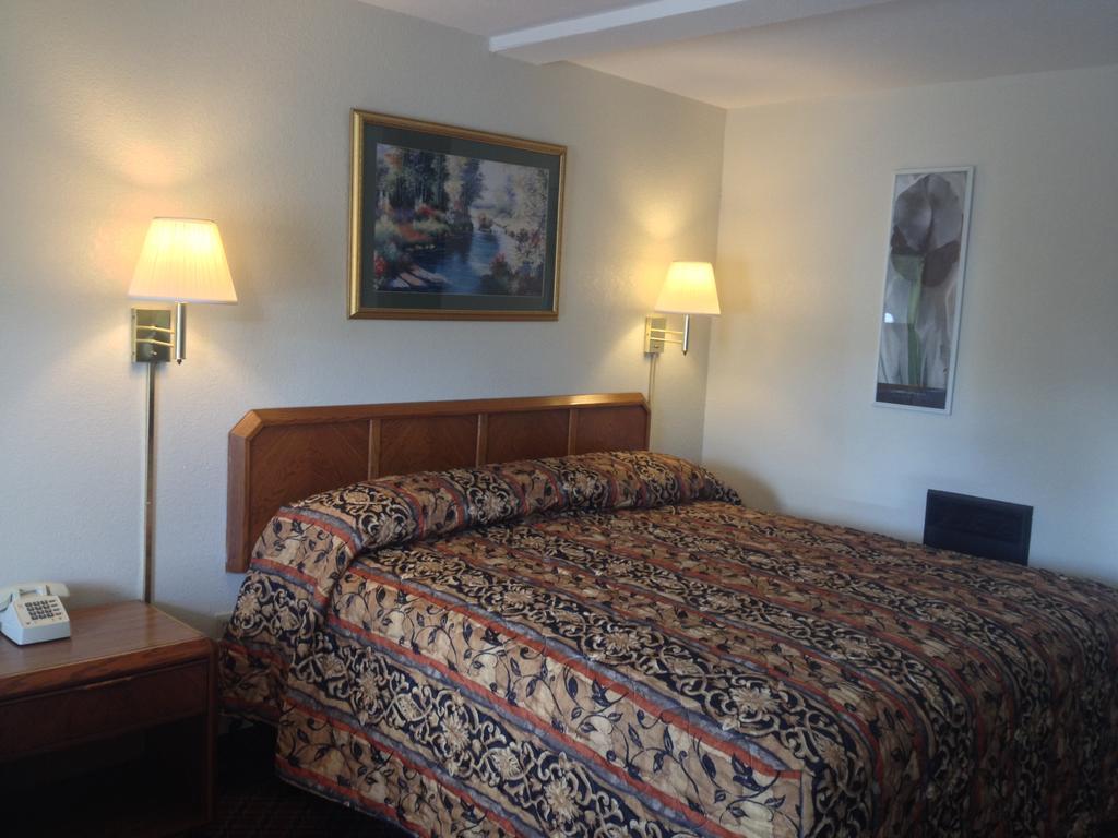 Battlefield Inn Springfield