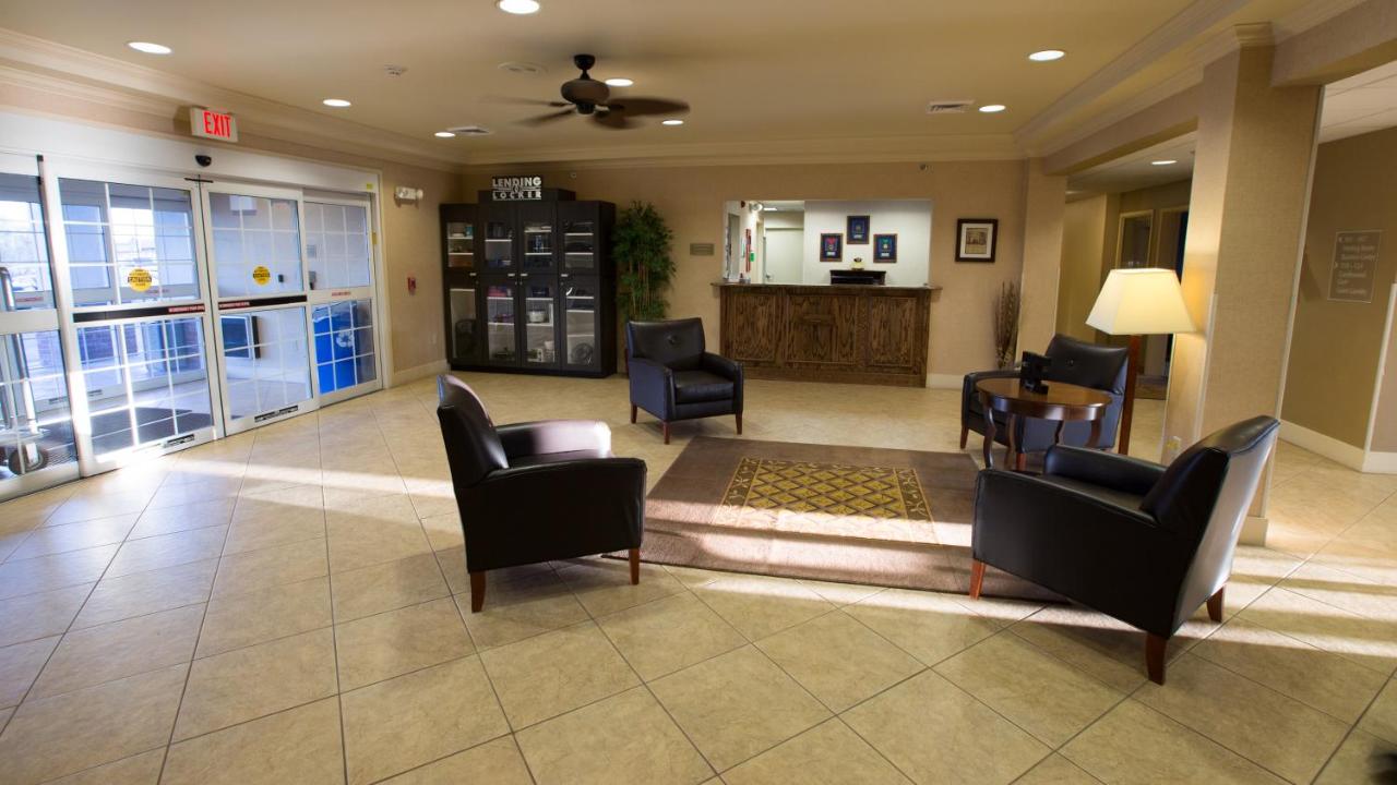 Candlewood Suites Springfield South