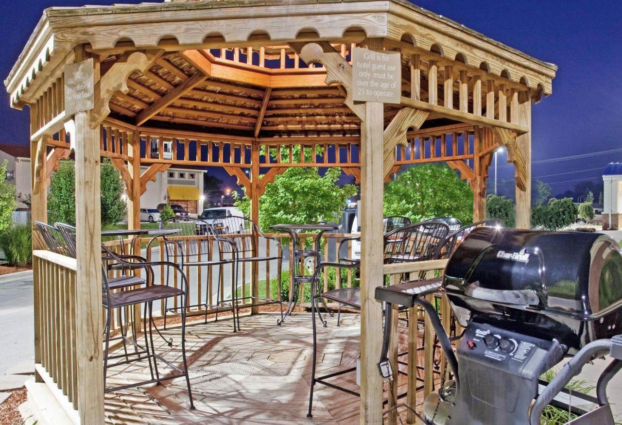 Candlewood Suites Springfield South