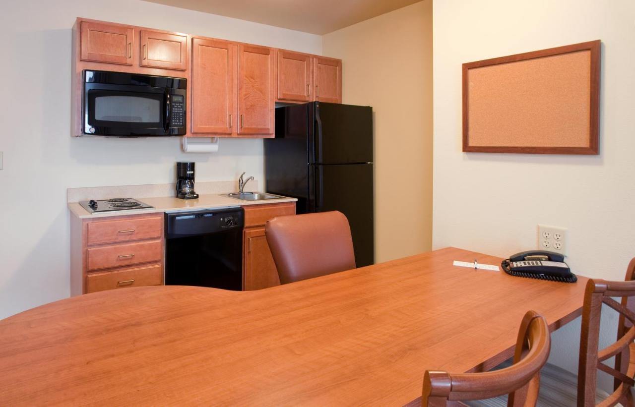 Candlewood Suites Springfield South