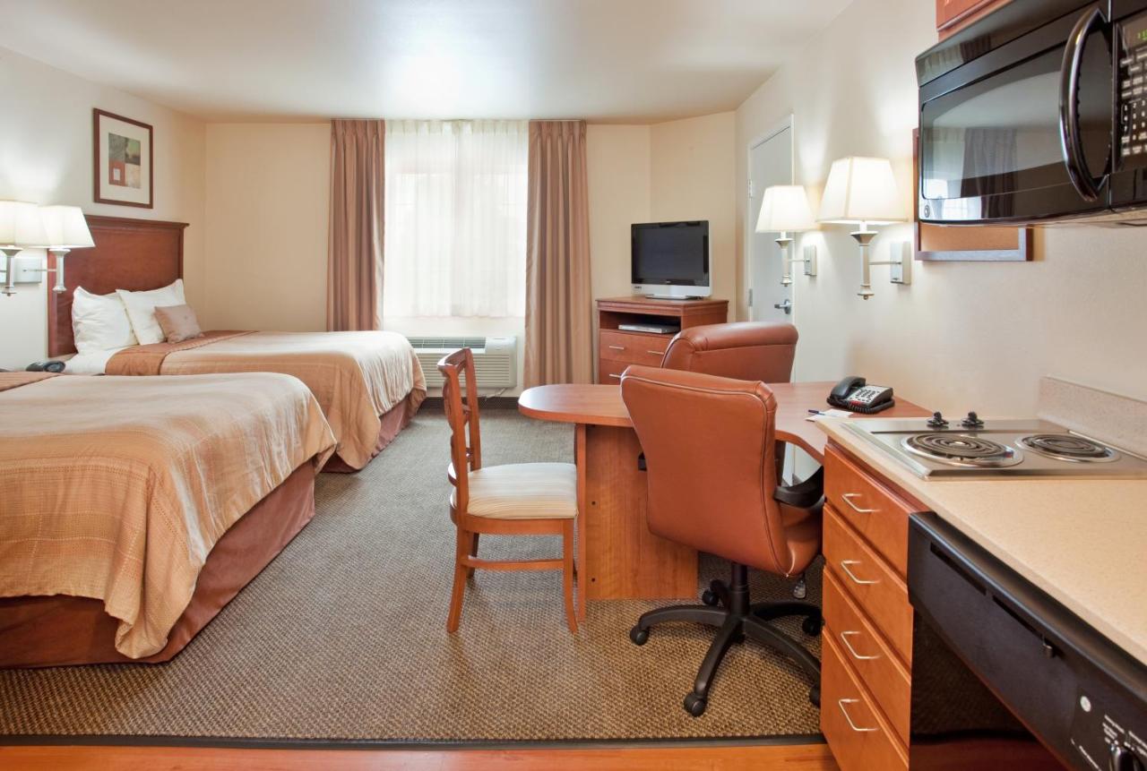 Candlewood Suites Springfield South