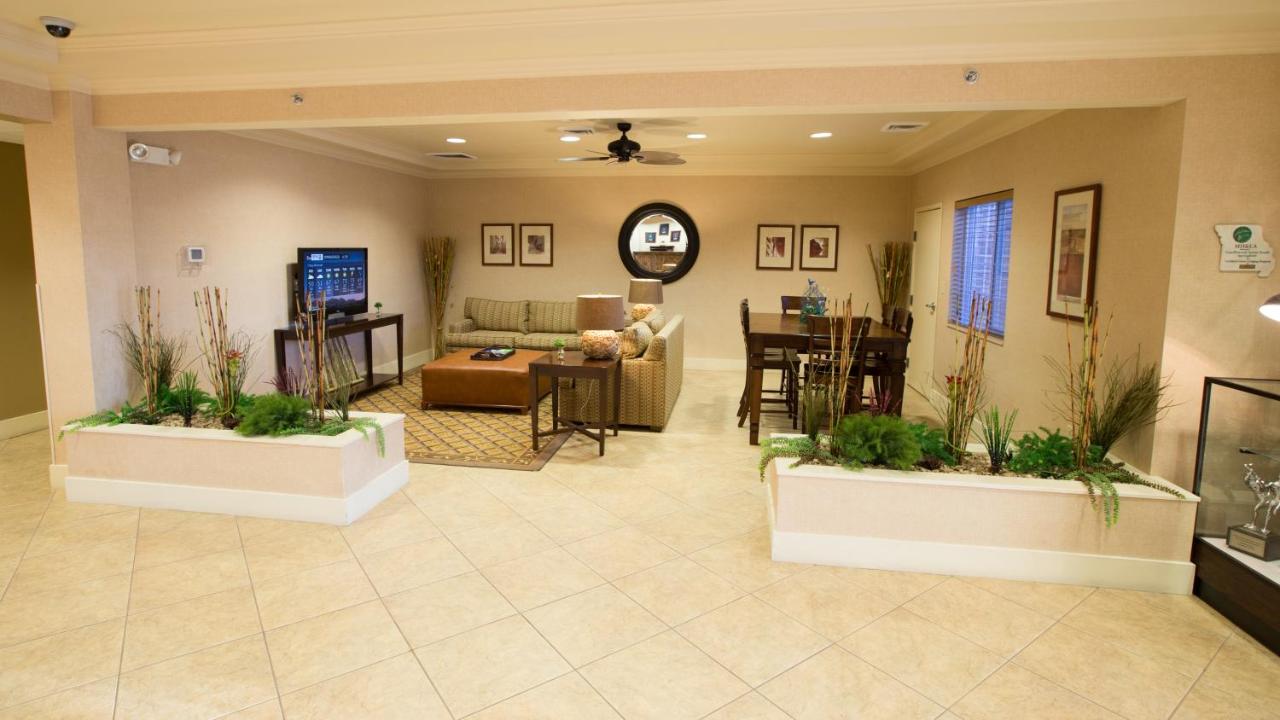 Candlewood Suites Springfield South