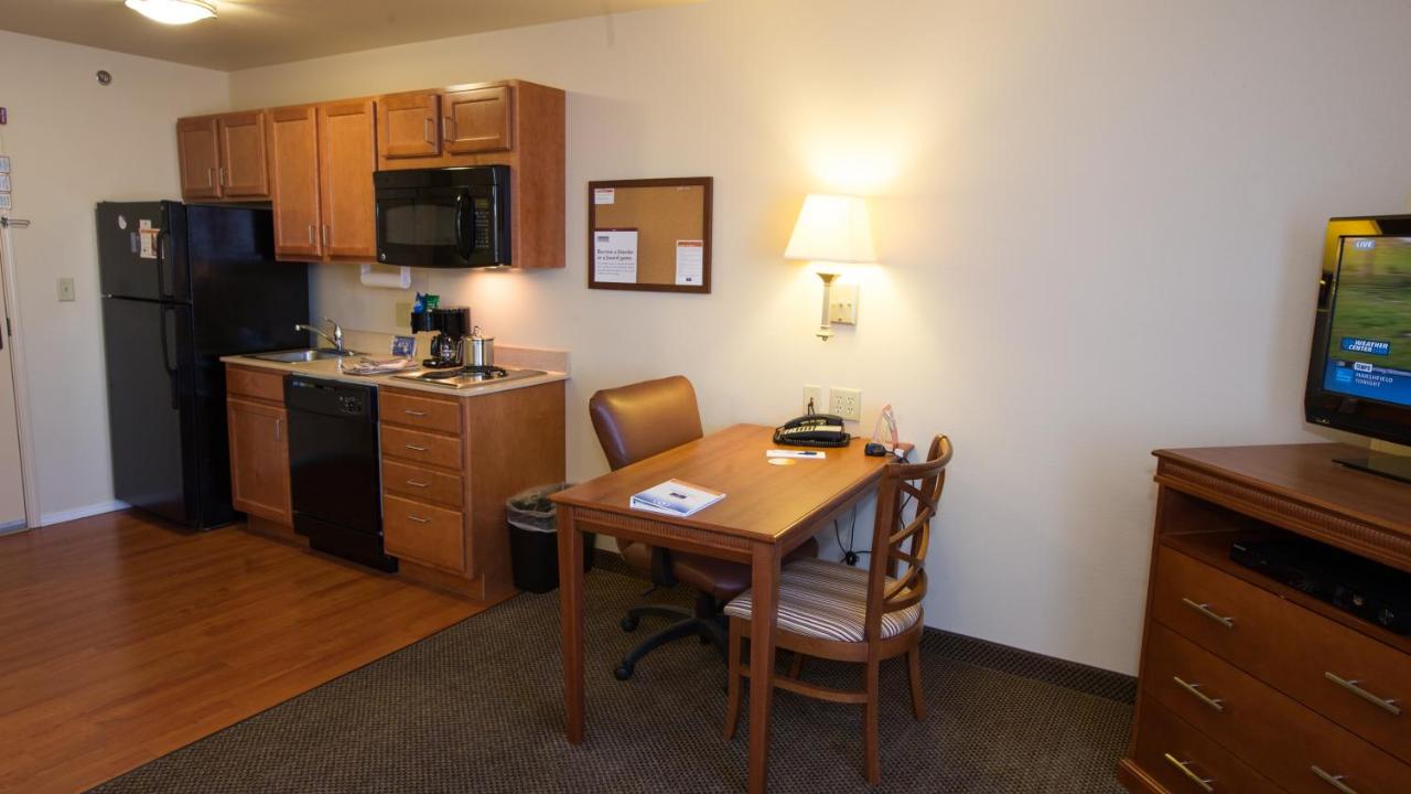 Candlewood Suites Springfield South