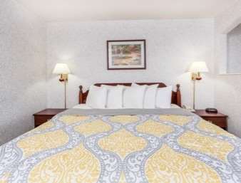 Days Inn by Wyndham Battlefield Rd/Hwy 65