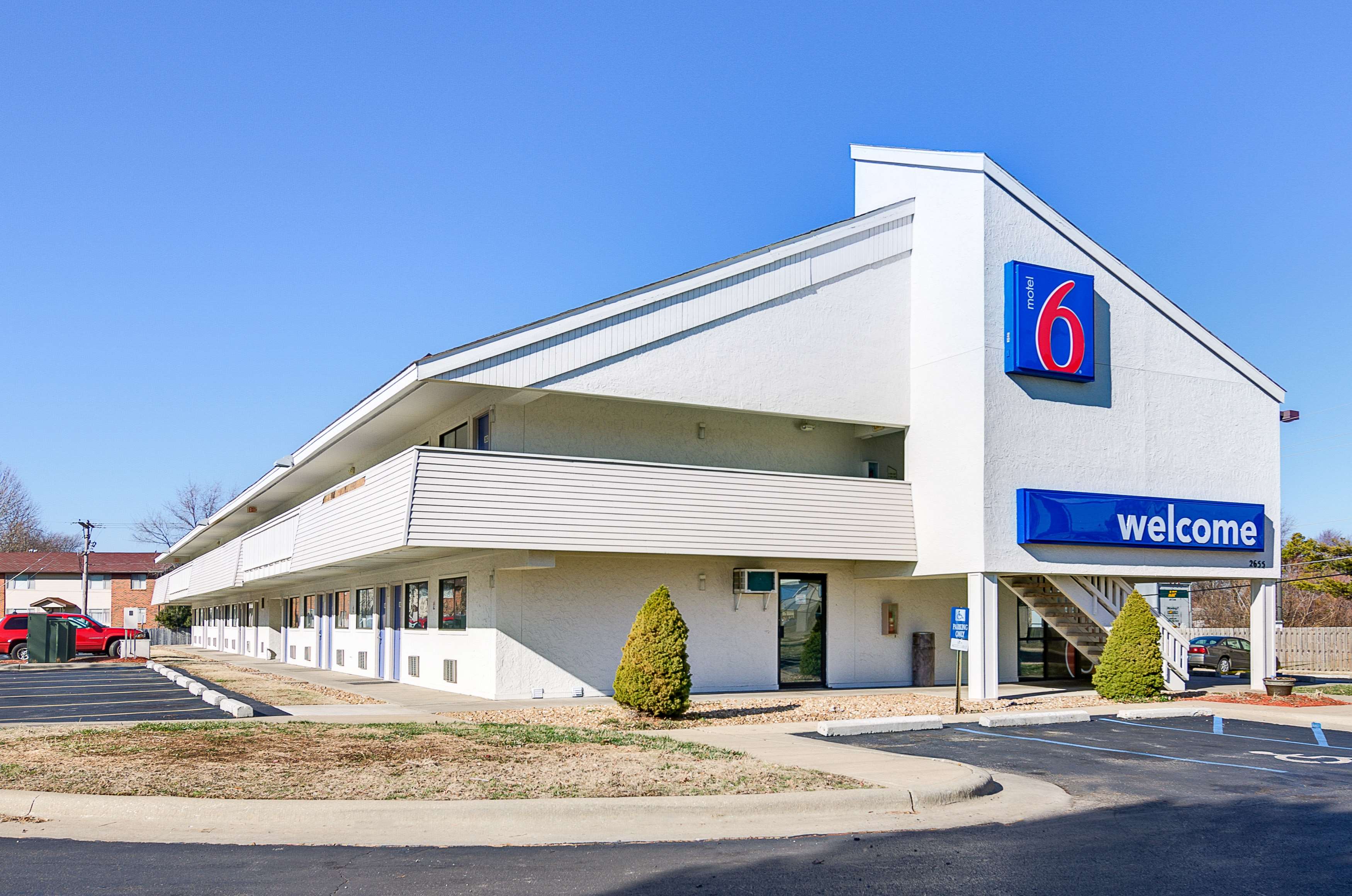 Motel 6 Springfield North