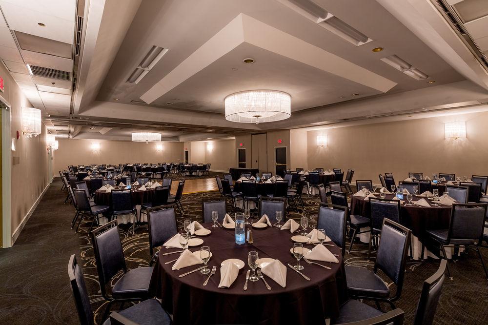 University Plaza Hotel