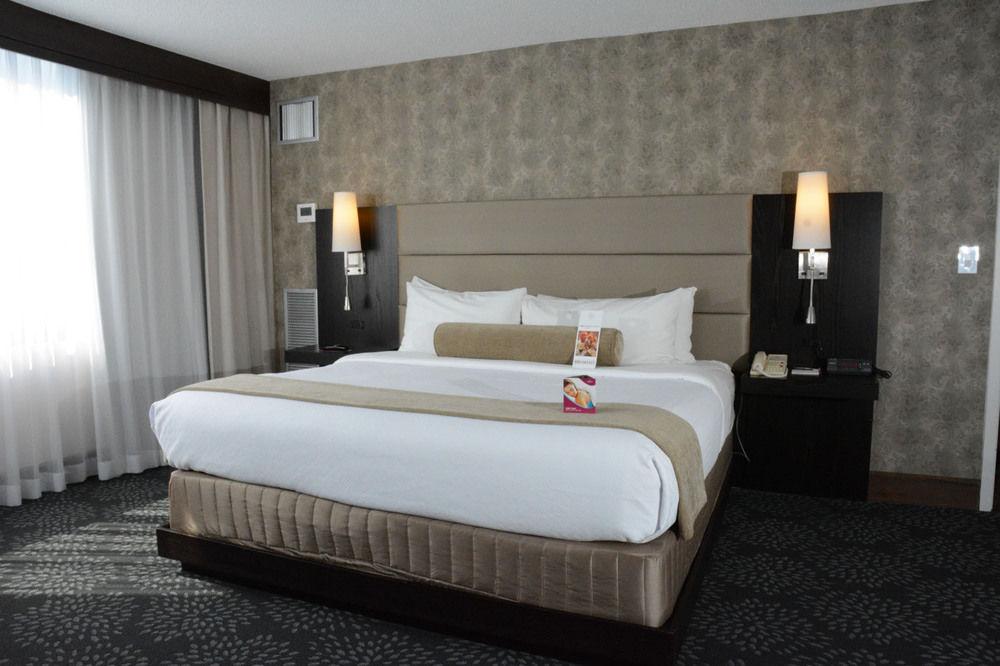 University Plaza Hotel