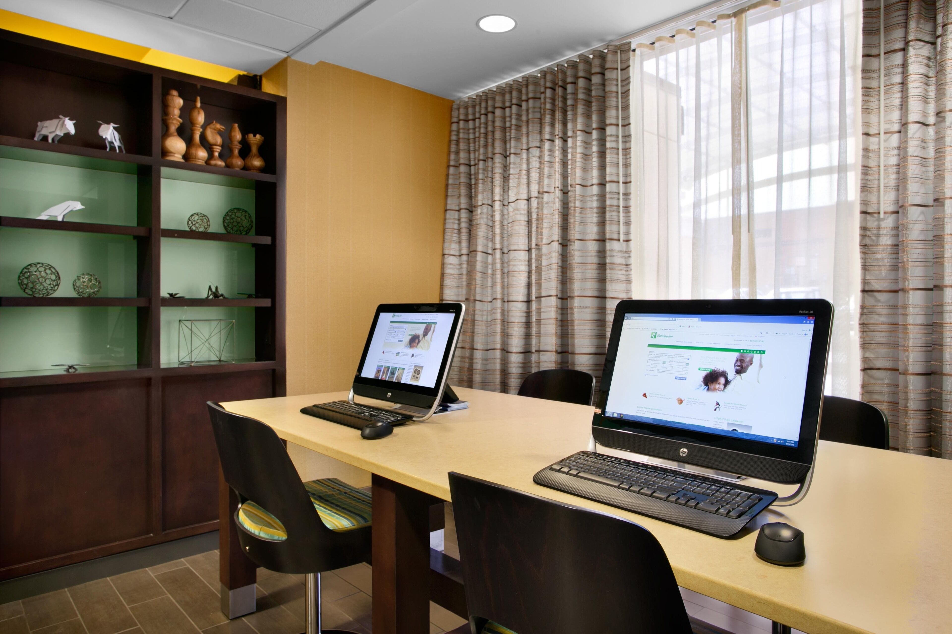 Aviator Hotel & Suites, BW Signature Collection